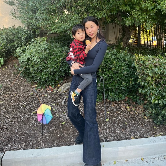 Meet your Posher, N - Picture 1 of 1